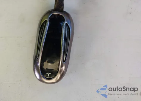 2016 Tesla Model X 60D/70D/75D/90D/P100D from USA, damaged, VIN 5YJXCBE26GF019658